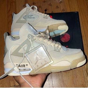 Off White Jordan 4s
